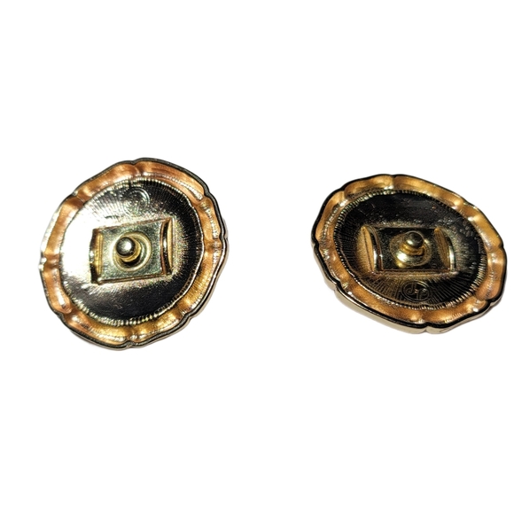 Lindsay Phillips interchangable snaps for switch flops and a variety of LP shoes - Picture 5 of 8